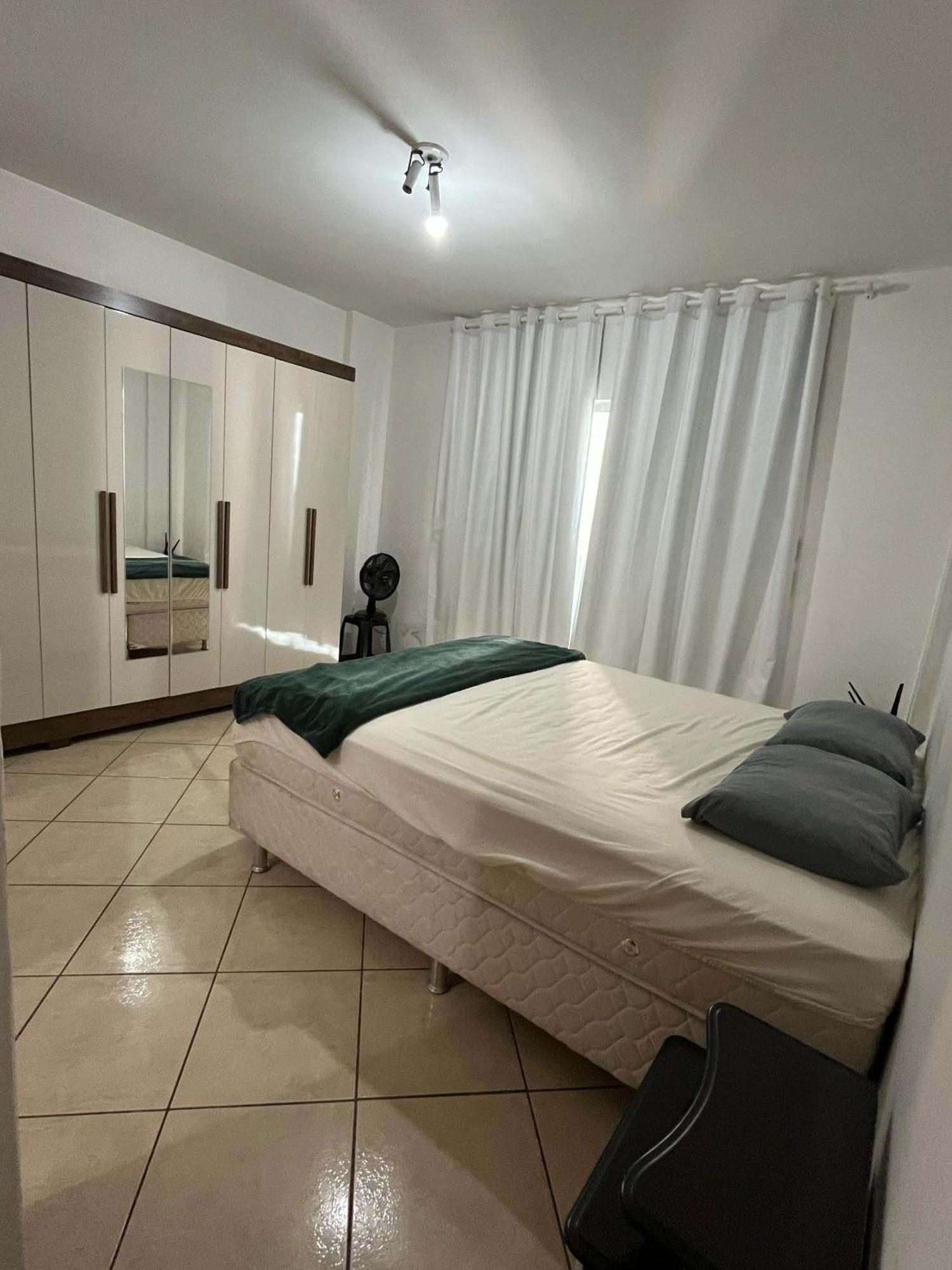 Com Vista O Mar Com Garagem Pequena Apartamento